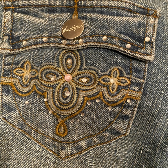 Vintage Southpole Jean Capris - Picture 5 of 7